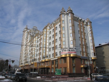 Жилой комплекс «Александровский сад». 2006-2009 года. Представляет собой здание переменной этажности — 9/12/16 этажей